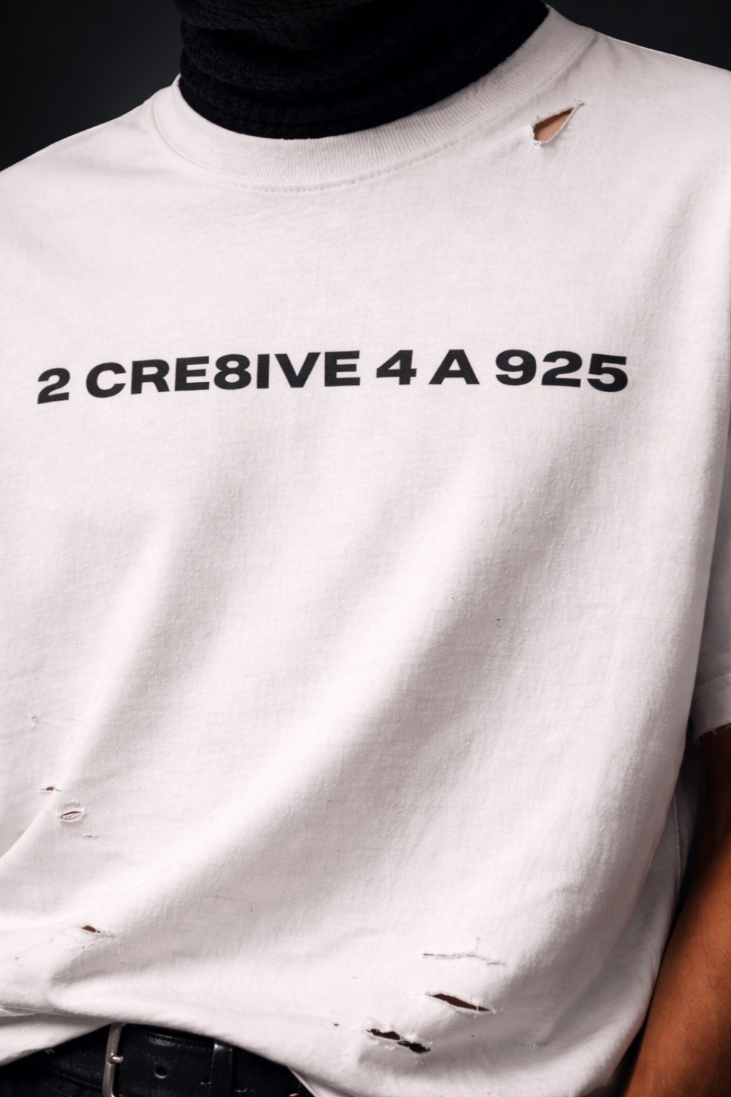 2 CRE8IVE DISTRESSED T-SHIRT