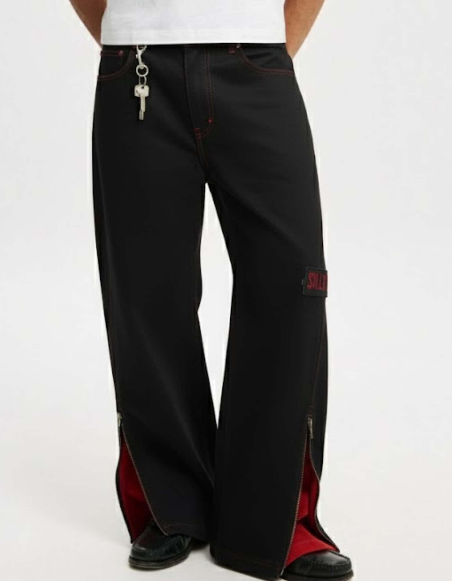 THE DEVIL WEARS SC DENIMS